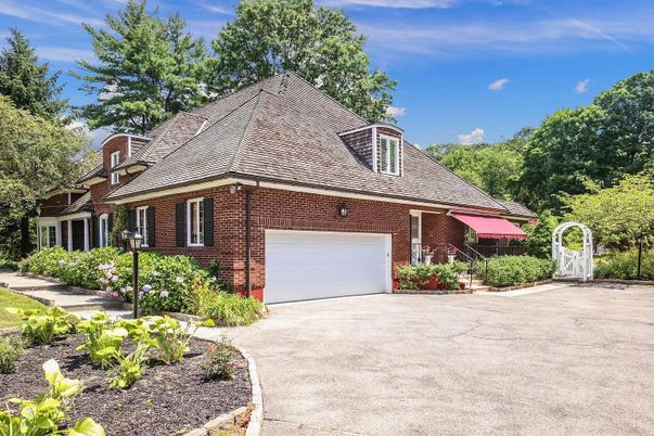 Attached, Exterior, Facade, Brick Facade, Cape Cod