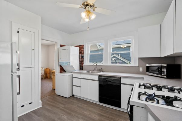 Interior, Kitchen, Wood Texture Flooring