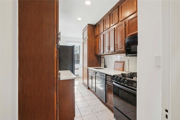 Interior, Kitchen, Marble, Recessed Lighting