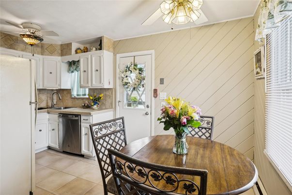 Dining room, Interior, Kitchen