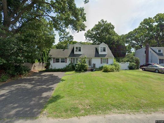 Backyard, Exterior, Facade, Cape Cod
