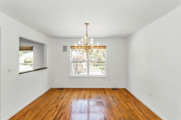 Chandelier, Empty room, Interior, Wood Texture Flooring