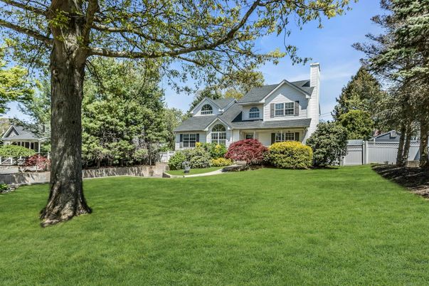 Backyard, Exterior, Facade, Farmhouse