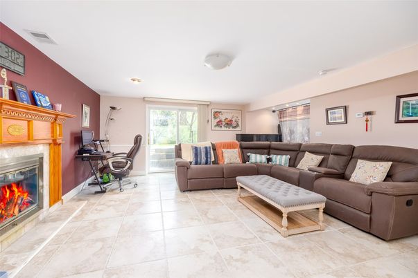 Fireplace, Interior, Living room, Recessed Lighting