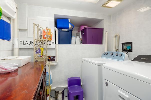 Interior, Washer