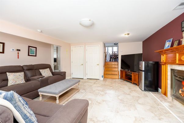 Fireplace, Interior, Living room