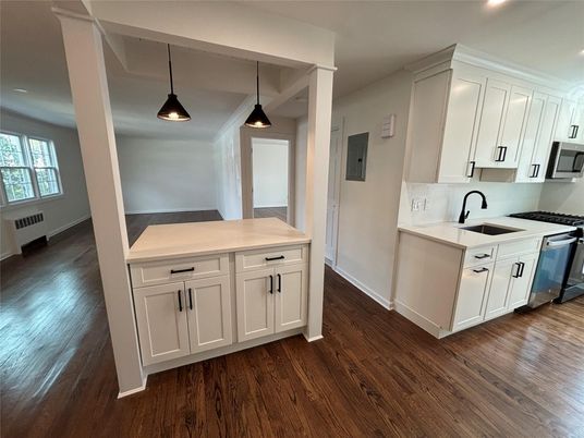 Interior, Kitchen, Pendant Lights, Recessed Lighting, Wood Texture Flooring