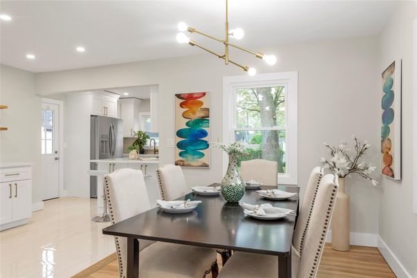 Dining room, Interior, Kitchen, Pendant Lights, Recessed Lighting, Wood Texture Flooring