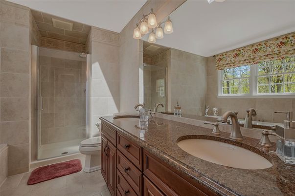 Bathroom, Dual Sink Vanities, Interior