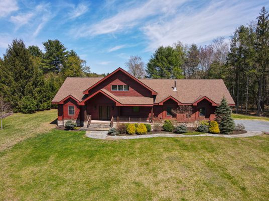 Backyard, Exterior, Facade, Log Home
