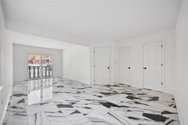 Empty room, Interior, Marble