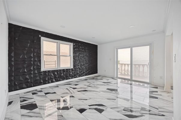 Empty room, Interior, Marble, Recessed Lighting