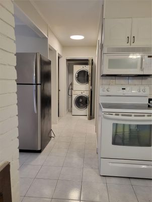 Interior, Kitchen, Recessed Lighting, Utility Closets, Washer