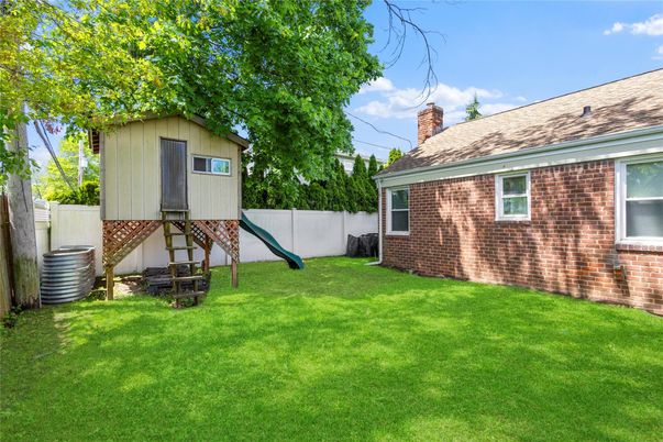 Backyard, Exterior, Playground