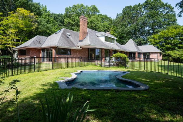 Backyard, Exterior, Pool