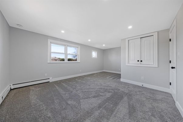Empty room, Interior, Recessed Lighting