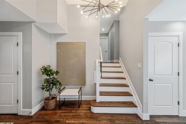 Interior, Pendant Lights, Recessed Lighting, Wood Texture Flooring