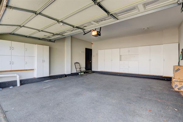 Garage, Interior