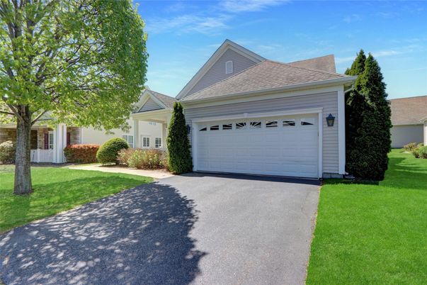 Attached, Detached Garage, Exterior, Facade, Cape Cod