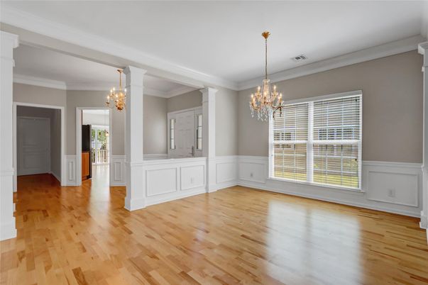 Chandelier, Empty room, Interior, Wood Texture Flooring