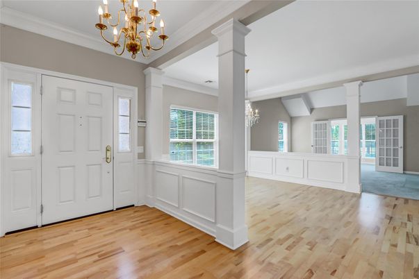 Chandelier, Empty room, Interior, Wood Texture Flooring