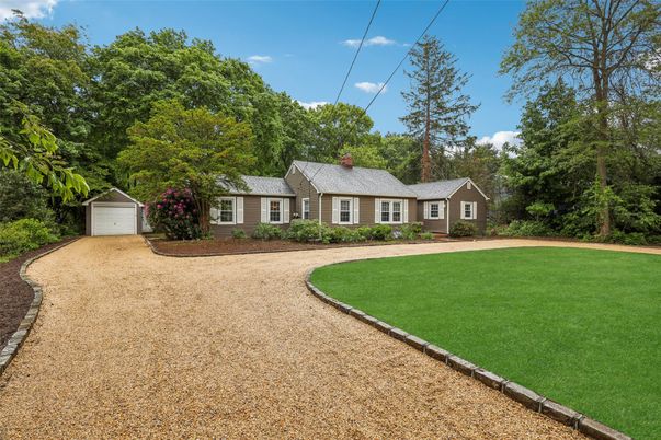 Backyard, Detached Garage, Exterior