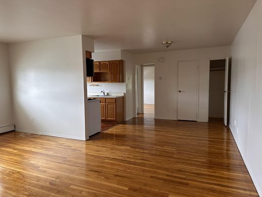 Empty room, Interior, Kitchen, Wood Texture Flooring