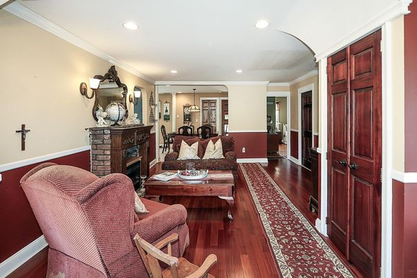 Fireplace, Interior, Living room, Pendant Lights, Recessed Lighting, Wood Texture Flooring