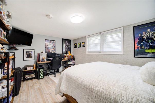 Bedroom, Home Office, Interior, Wood Texture Flooring