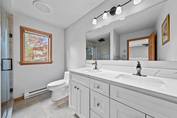 Bathroom, Dual Sink Vanities, Interior