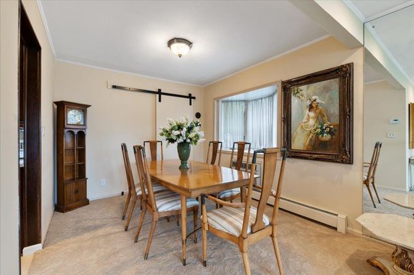 Dining room, Interior
