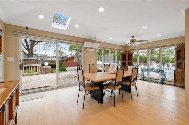 Dining room, Interior, Recessed Lighting, Wood Texture Flooring