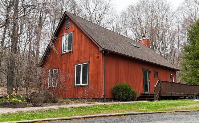 Exterior, Facade, A Frame