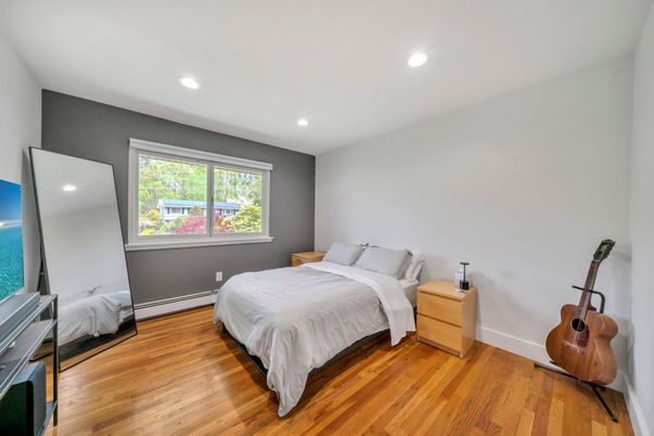 Bedroom, Interior, Recessed Lighting, Water, Wood Texture Flooring
