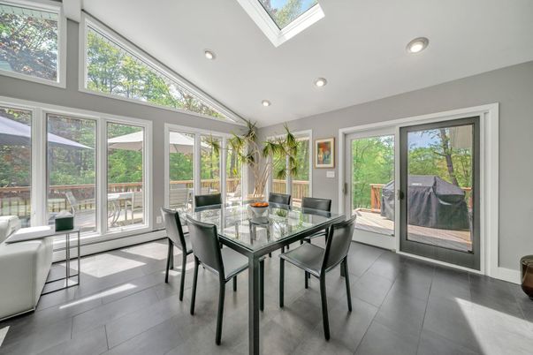 Dining room, Interior, Recessed Lighting, Sun Room