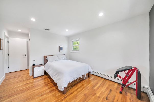 Bedroom, Fitness Equipment, Interior, Recessed Lighting, Wood Texture Flooring