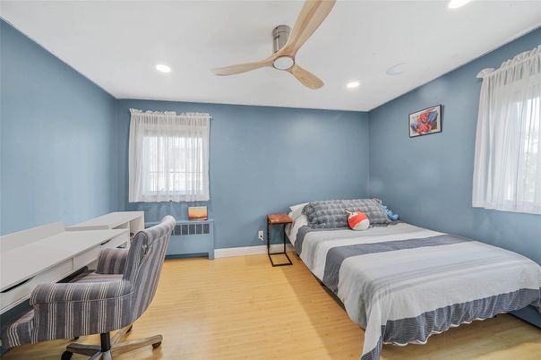 Bedroom, Home Office, Interior, Recessed Lighting, Wood Texture Flooring