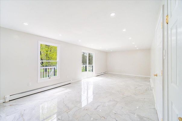 Empty room, Interior, Marble, Recessed Lighting