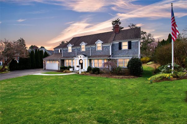 Attached, Backyard, Exterior, Facade, Georgian