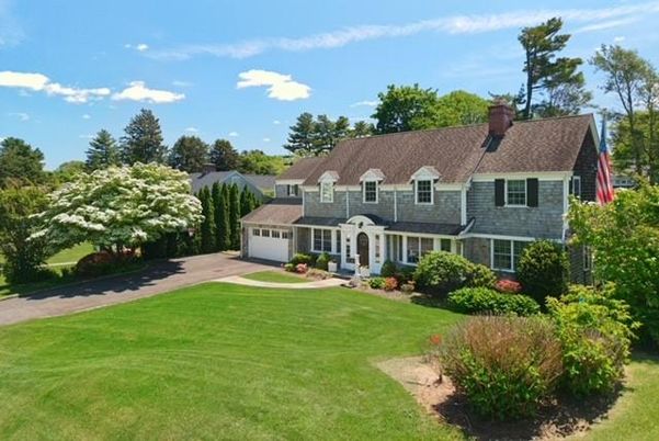 Attached, Backyard, Exterior, Facade, French Provincial