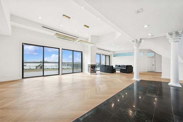 Interior, Living room, Pendant Lights, Recessed Lighting, Wood Texture Flooring