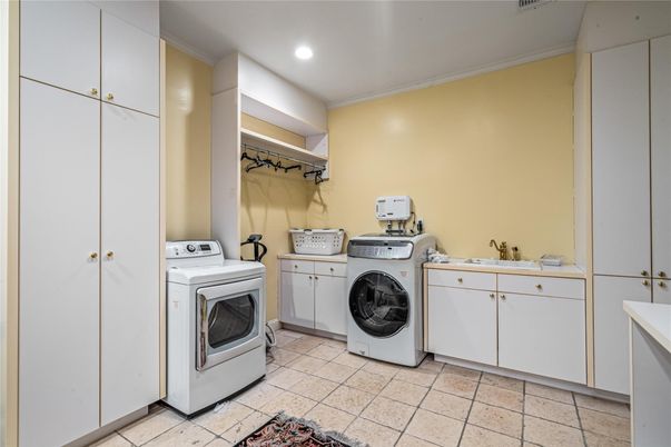 Interior, Recessed Lighting, Washer