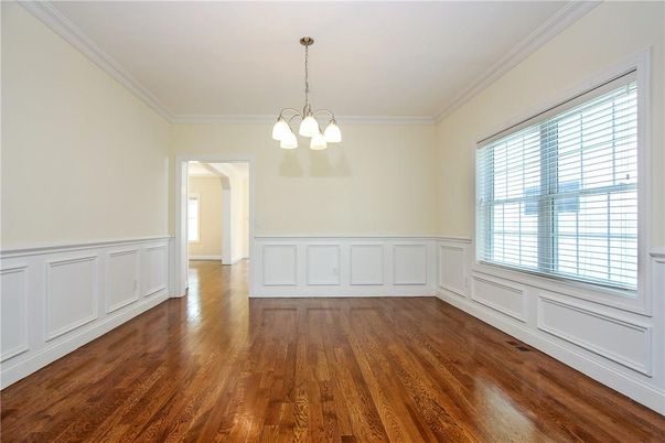 Empty room, Interior, Pendant Lights, Wood Texture Flooring