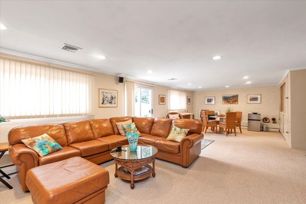 Dining room, Interior, Living room, Recessed Lighting