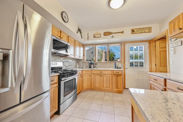 Interior, Kitchen, Stainless Steel Appliances
