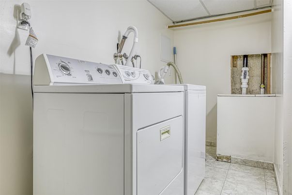 Interior, Washer