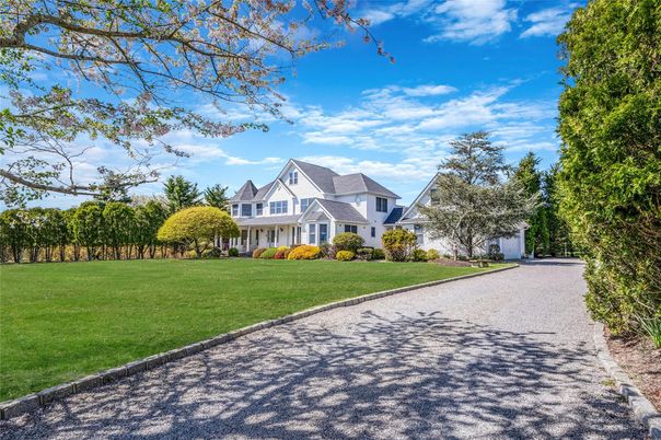 Backyard, Exterior, Facade, French Provincial