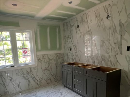Bathroom, Interior, Marble, Marble Walls, Recessed Lighting