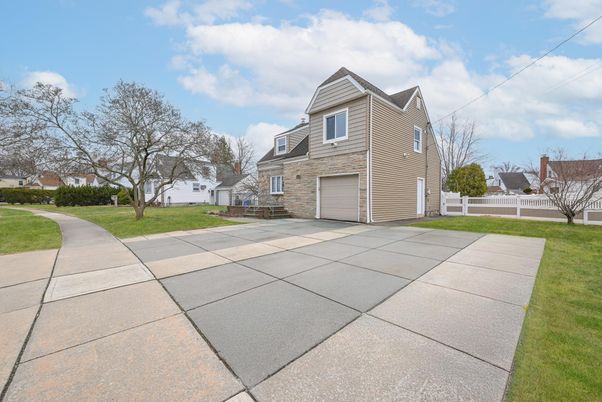 Attached, Exterior, Facade, Brick Facade, Cape Cod
