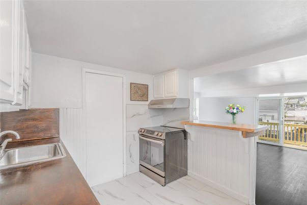 Interior, Kitchen, Marble, Marble Walls, Stainless Steel Appliances, Wood Texture Flooring